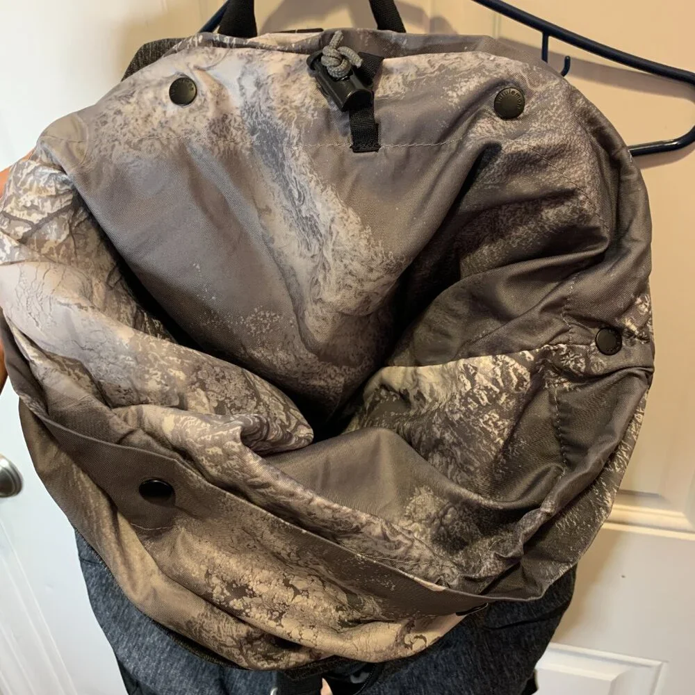Lululemon Athletica Urbanathalon Backpack Embroidered Five Mill Grey $128.00
